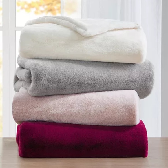 🧡 Martha Stewart Collection Faux-Fur Reversible 50
